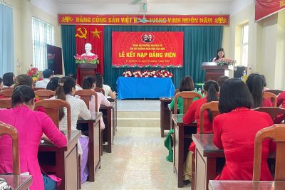 LỄ KẾT NẠP ĐẢNG VIÊN MỚI TRƯỜNG MẦM NON TÂN SƠN