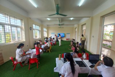 Trường MN Tân Sơn tổ chức khám sức khỏe đầu năm cho học sinh